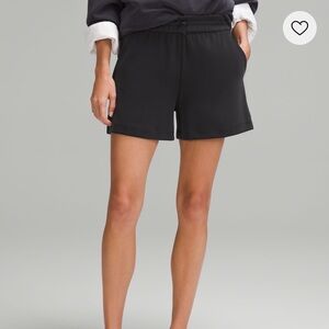 Lululemon Soft stream high-rise shorts 4” black